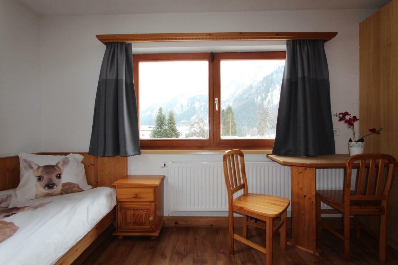 Alpenhaus Bichlbach Villa Bagian luar foto